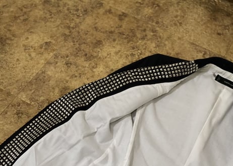 dsquared2 studs set up suit dead stock
