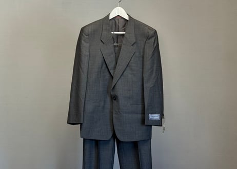 yves saint laurent set up suit dead stock