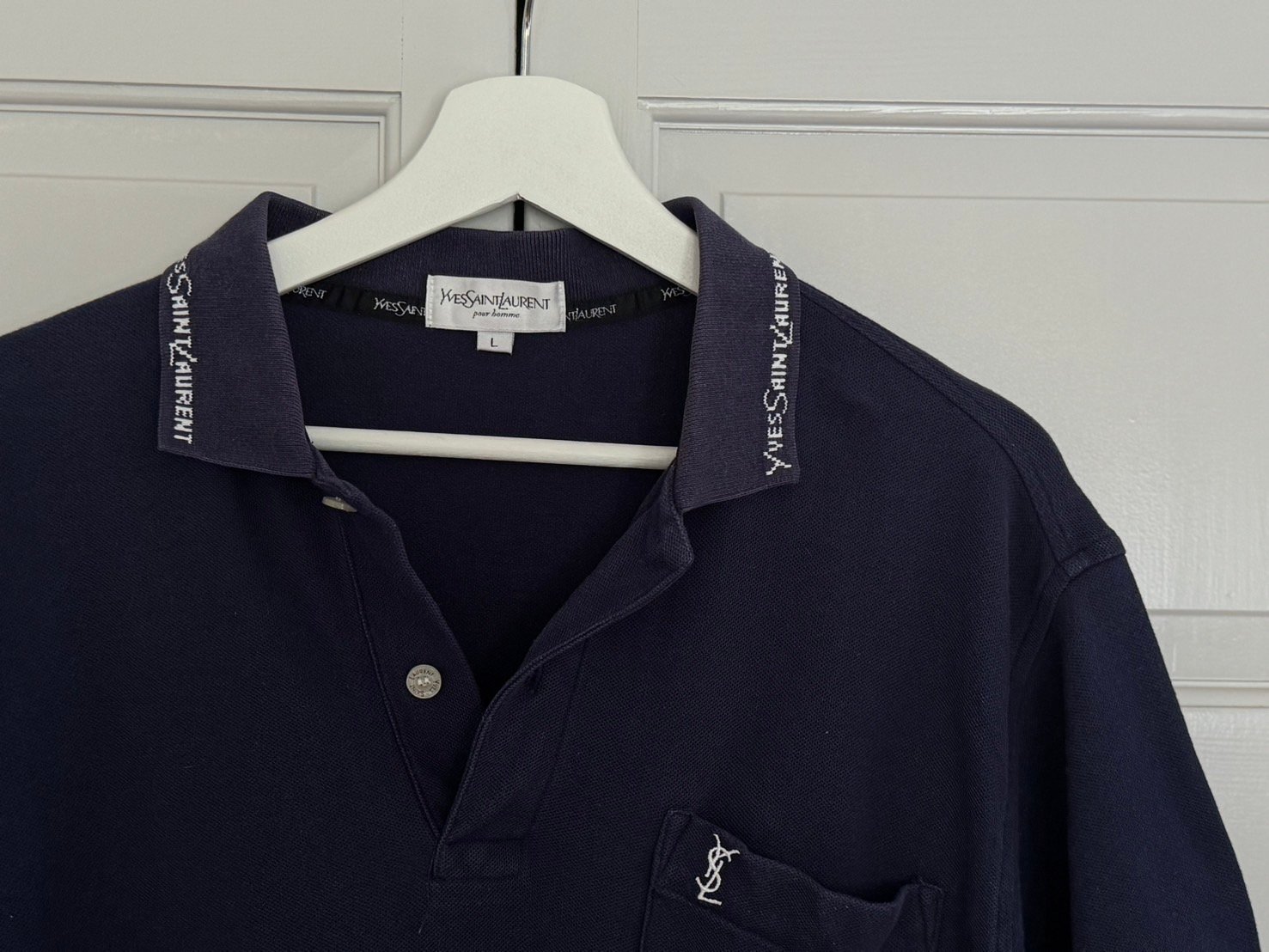 Yves Saint Laurent ネイビー 長袖ポロシャツ Yves Saint Laurent ネイビー 長袖ポロシャツ 未使用 Yves Saint
