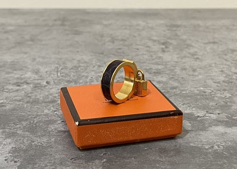 hermes ring "a"