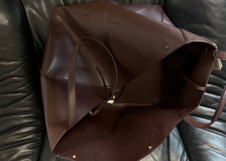 nanushka the origami tote large dead stock