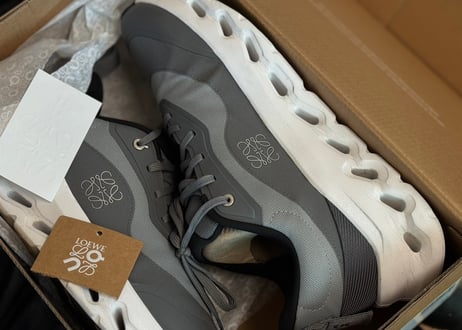 loewe on sneaker
