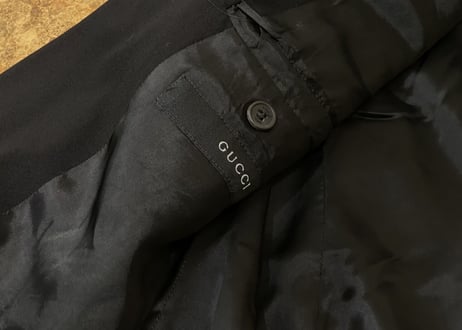 gucci set up suit