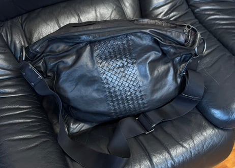 bottega veneta Intrecciato leather shoulder bag