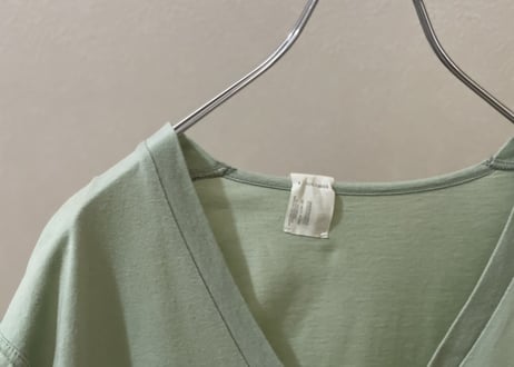 n hoolywood tops