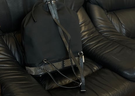 saint laurent "大容量" studs back pack