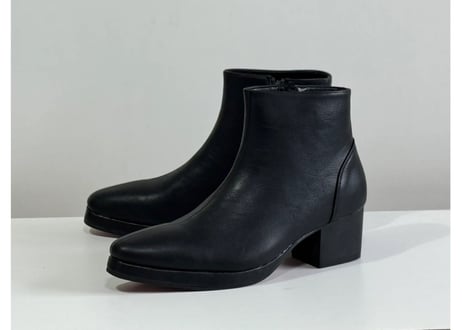 side zip heel boots dead stock