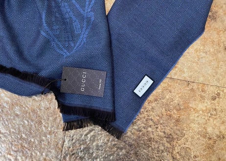 gucci muffler dead stock