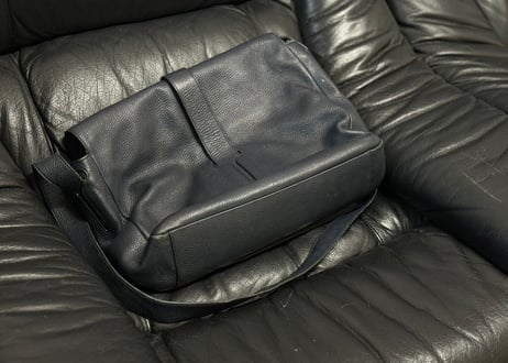jilsander logo leather shoulder bag