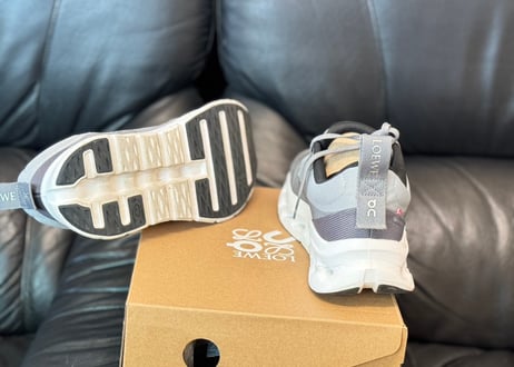 loewe on sneaker