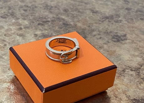 hermes ring dead stock