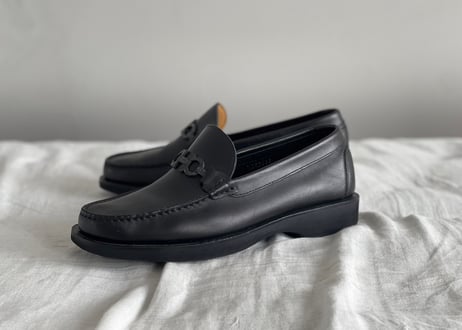 salvatore ferragamo gancino loafer