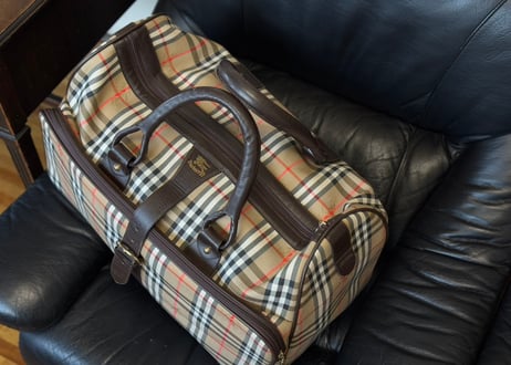 buberry made in England "大容量" check bag