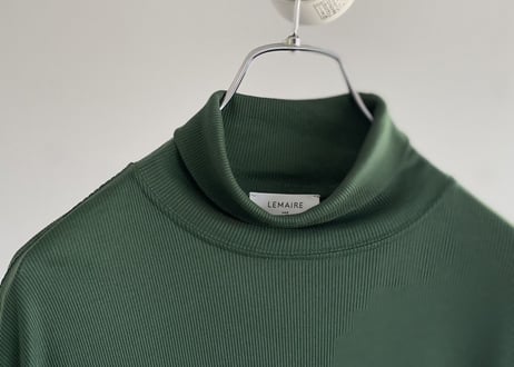 lemare turtle neck green