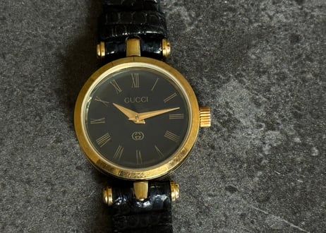 80-90s gucci vintege watch #A