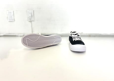 nike drop-type hbr UK8 27cm dead stock