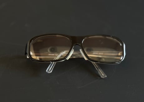prada sunglass