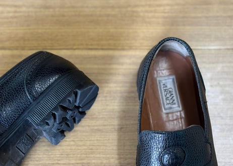 gianni versace "初期" medusa leather loafers