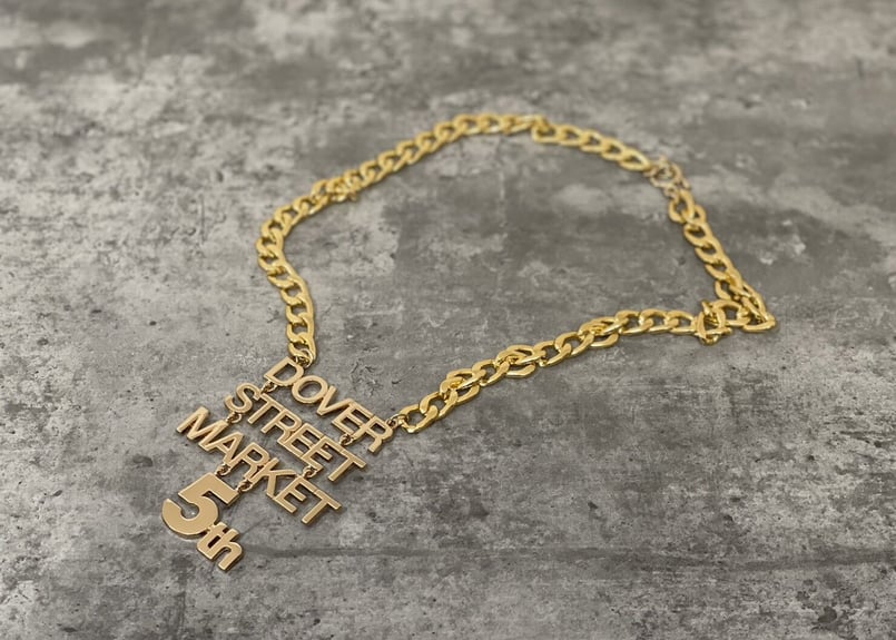 dover street market 5th anniversary necklace de