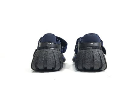 maison margiela "tabi" sneakers dead stock