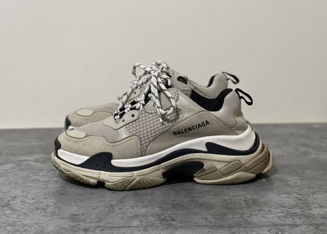 balenciaga "triple s"