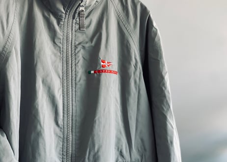 prada over size logo jacket