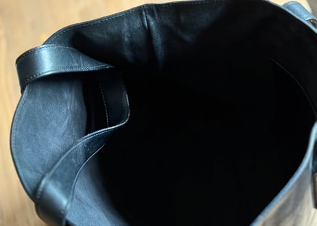 hirofu leather bag