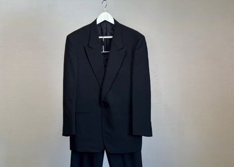 yves saint laurent set up suit "single peaked lapel"