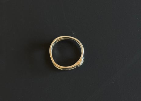 gucci logo silver ring