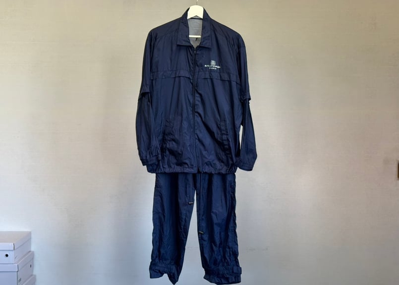 balenciaga logo set up suit | weekend tokyo