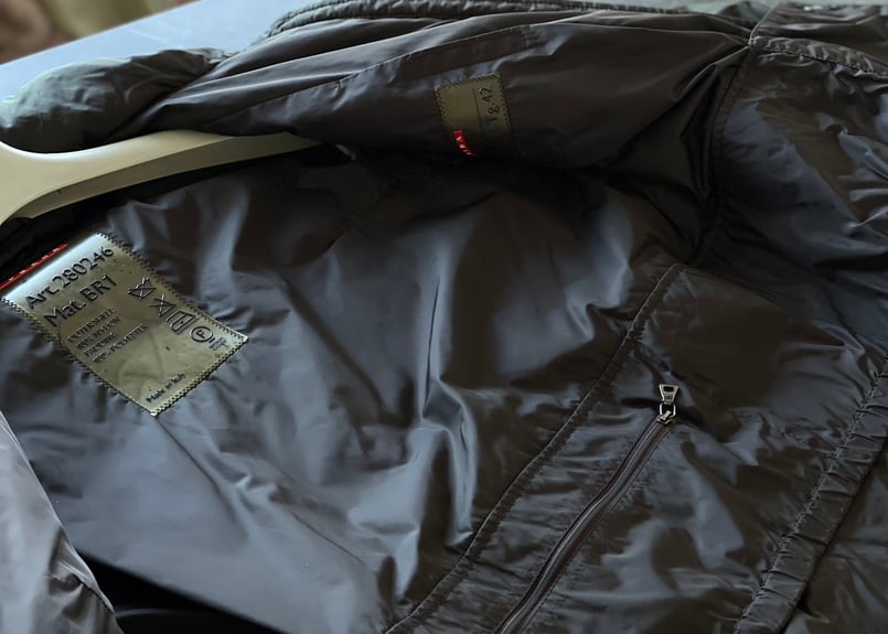 prada sport archive 中綿 ナイロンジャケット ロゴ 楽天市場】プラダスポーツ（コート・ジャケット｜メンズ