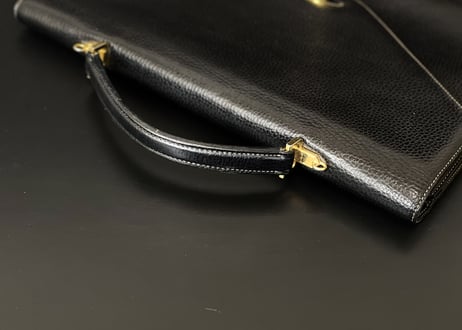 a testni leather bag