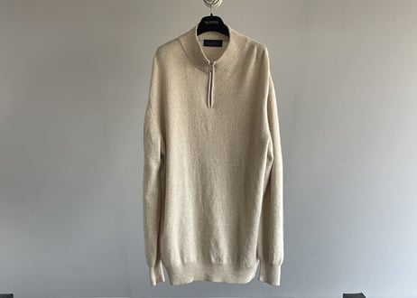 valentino over size cashmere half zip knit