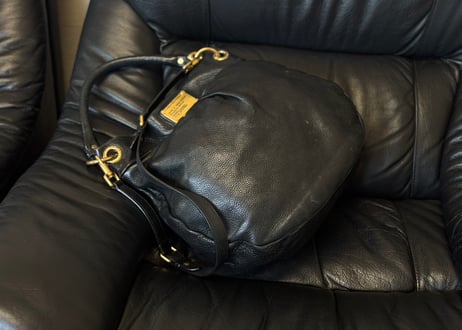 marc by marc jacobs leather shoulder bag