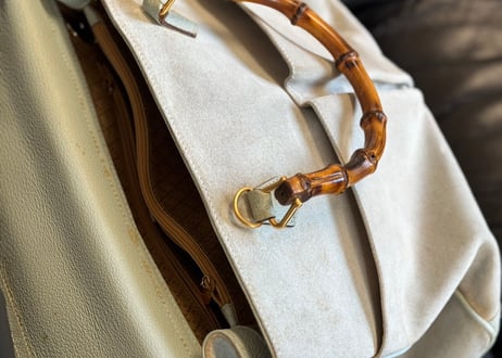 80-90s gucci leather bag iceblue
