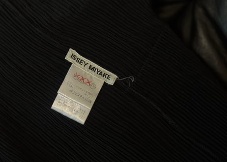 isseymiyake pleats coat