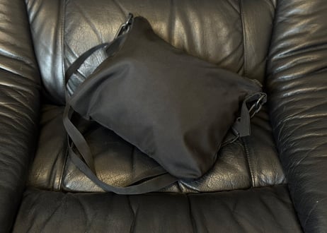 yohjiyamamot pour homme shoulder bag