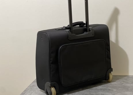 im impact issey miyake 90s carry bag