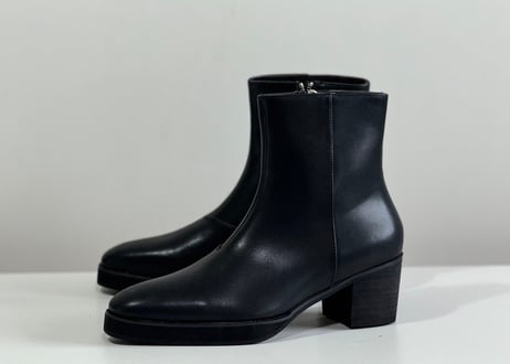 side zip heel boots dead stock