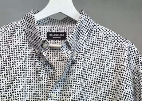 balenciaga over size logo shirt