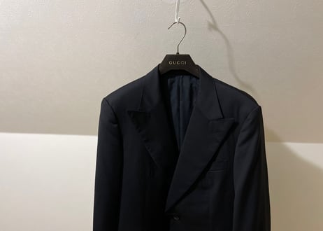 gucci set up suit wide lapel black