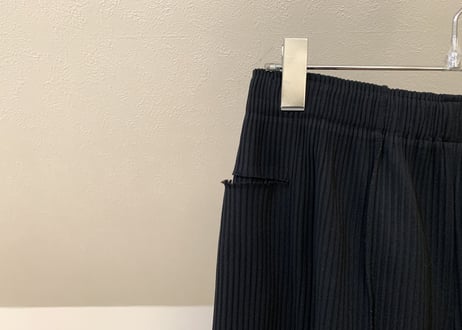 issey miyake me pleats wide pants black