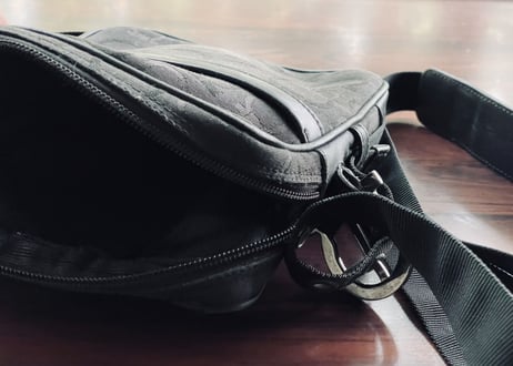 salvatore ferragamo shoulder bag