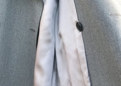 geen trench coat dead stock