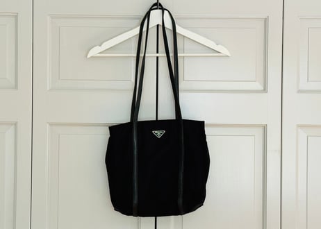 prada tote bag