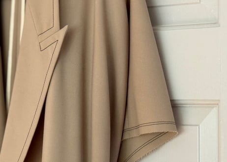 kanizsa sleeveless coat dead stock