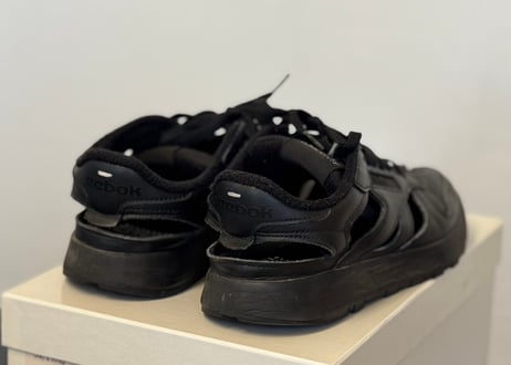 maison margiela reebok "tabi" shose