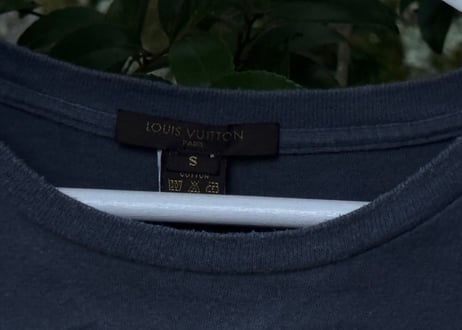 louis vuitton LV logo tops
