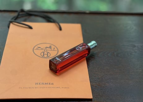 hermes "Eau de Rhubarbe Ecarlate" dead stock