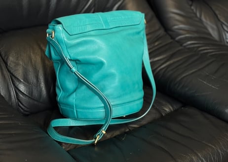 marc by marc jacobs logo shoudelr bag turquoise